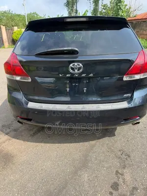 Toyota Venza Limited AWD V6 2013 Black