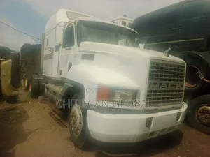 Mack CH Truckhead 10 Tyres (Foreign Used)
