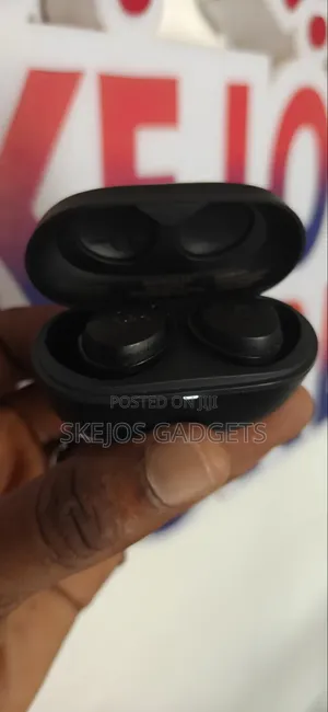 Soundcore A3i Noise Cancelling Earbuds