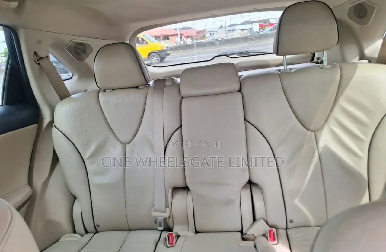 Toyota Venza 2011 Gray