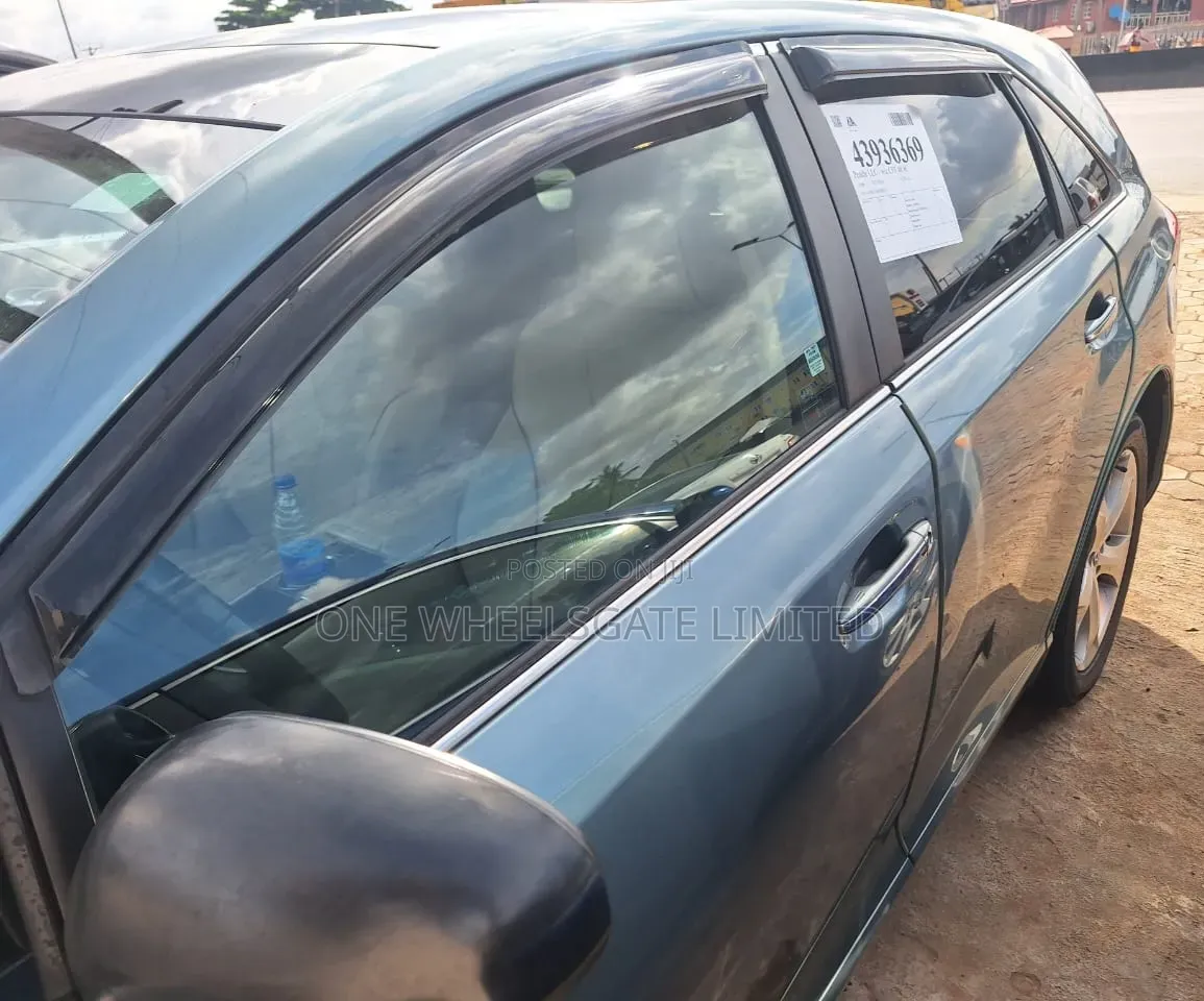Toyota Venza 2011 Gray