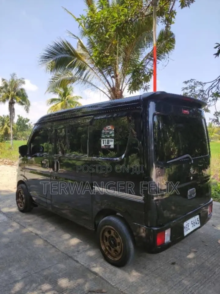 Suzuki Every 2012 Black