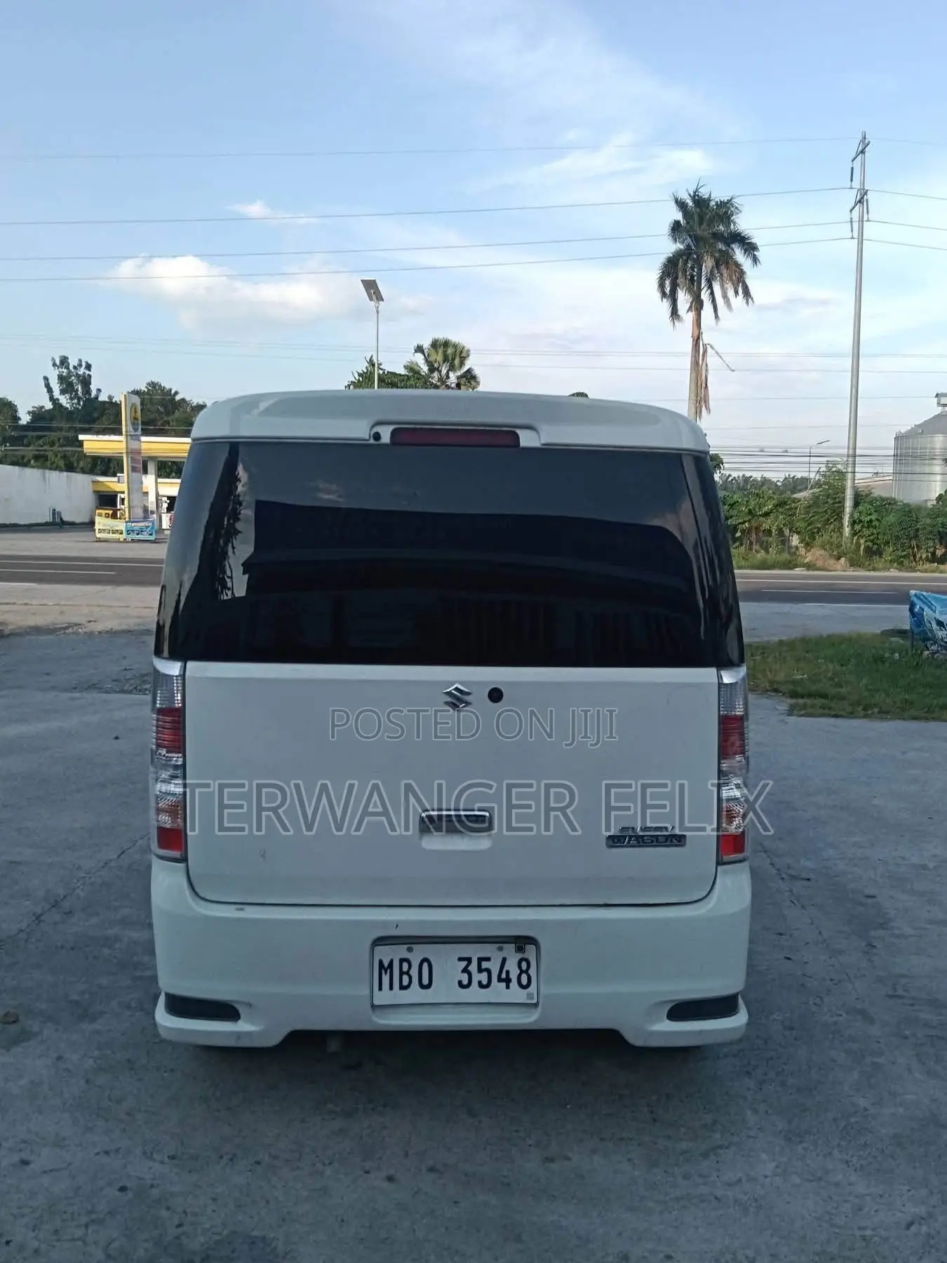Suzuki Every 2012 White