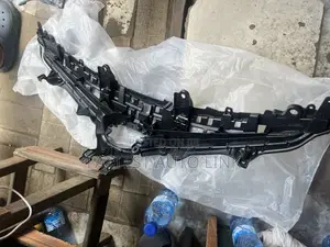 Front Grill Camry 018