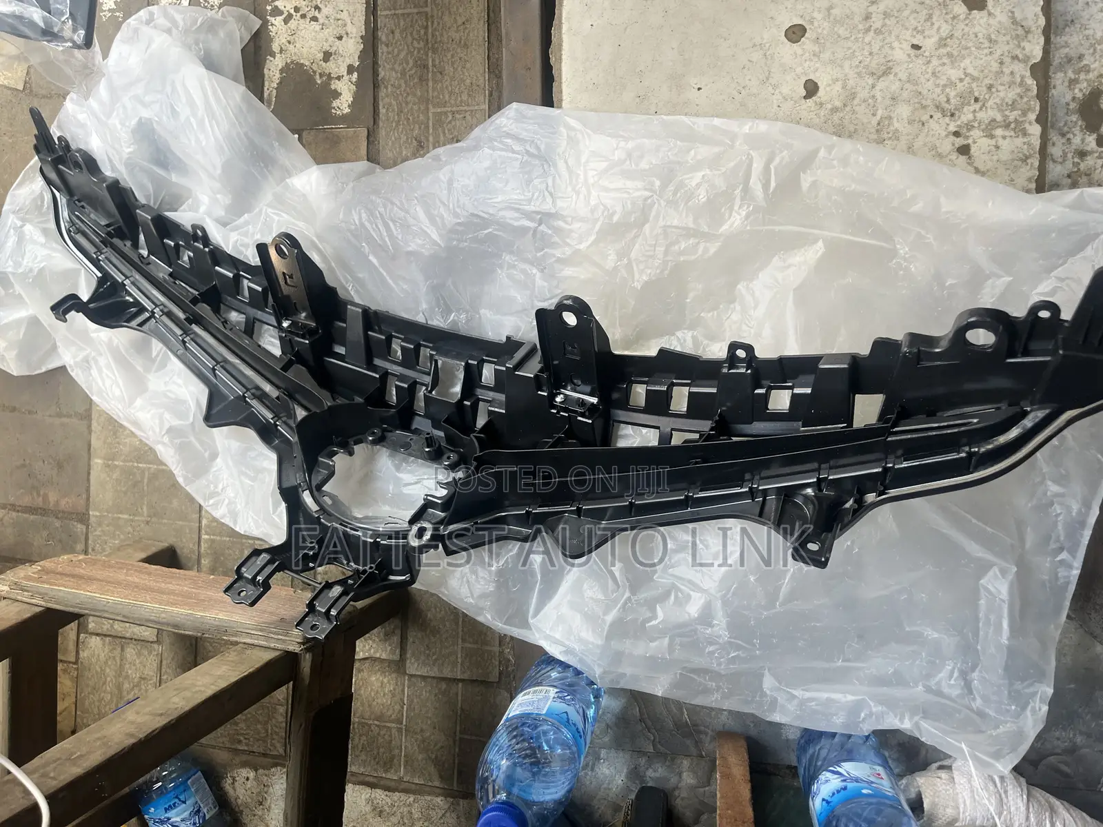 Front Grill Camry 018