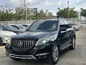 Mercedes-Benz GLK-Class 350 SUV 2013 Black