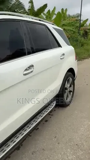 Mercedes-Benz GLE-Class 2016 White