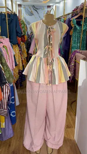 Women’s Stylish 2-Piece Top & Wide-Leg Trouser Set