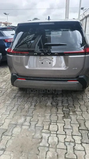 New Toyota RAV4 2026 Gold