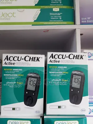 Accu Chek Machine
