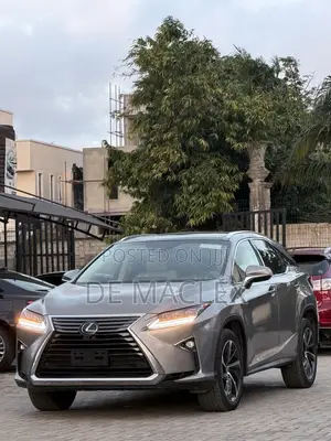 Lexus RX 2019