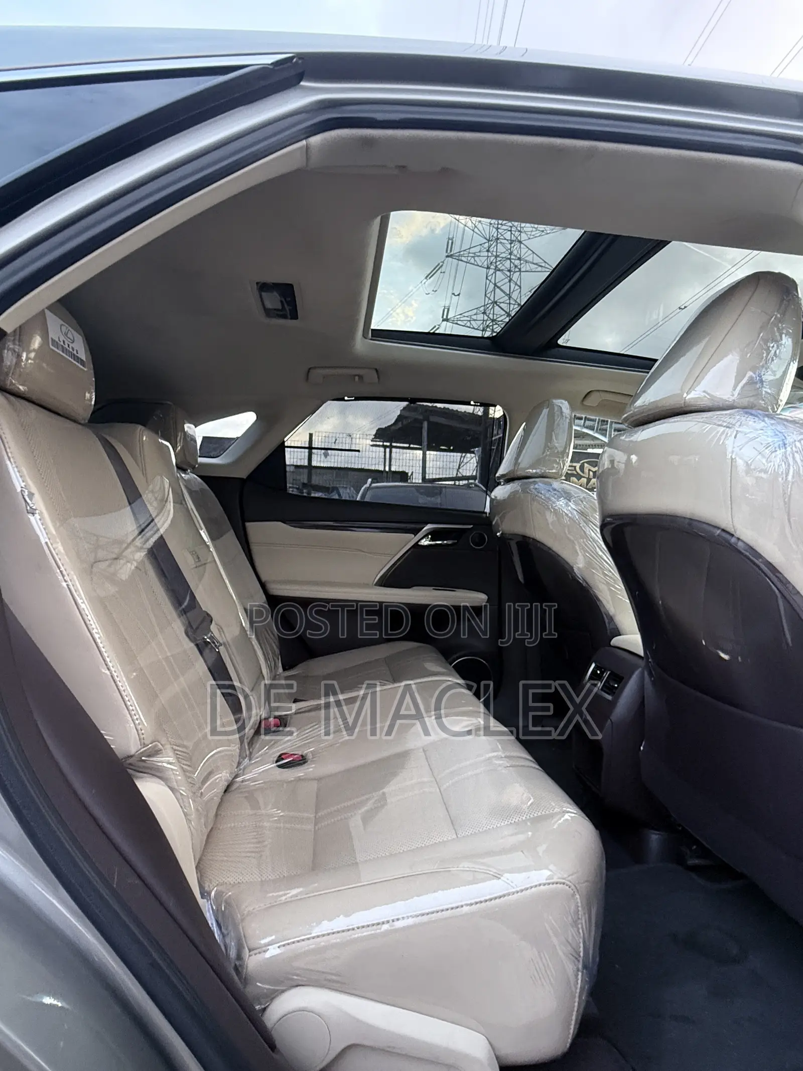 Lexus RX 2019