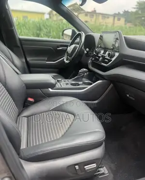 Toyota Highlander XSE 2022