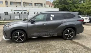 Toyota Highlander XSE 2022
