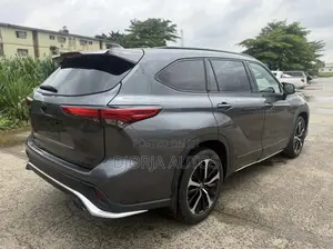 Toyota Highlander XSE 2022