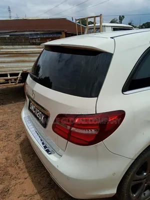 Mercedes-Benz E320 2020 White