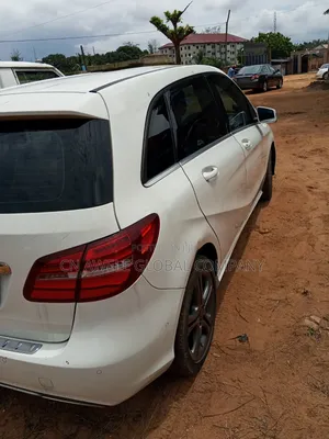 Mercedes-Benz E320 2020 White