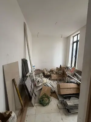 6bdrm Duplex in Mabushi for sale
