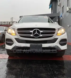 Mercedes-Benz GLE-Class 2016 White