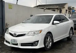 Toyota Camry 2012 White