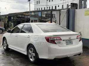 Toyota Camry 2012 White