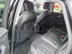 Audi Q5 2018 Black