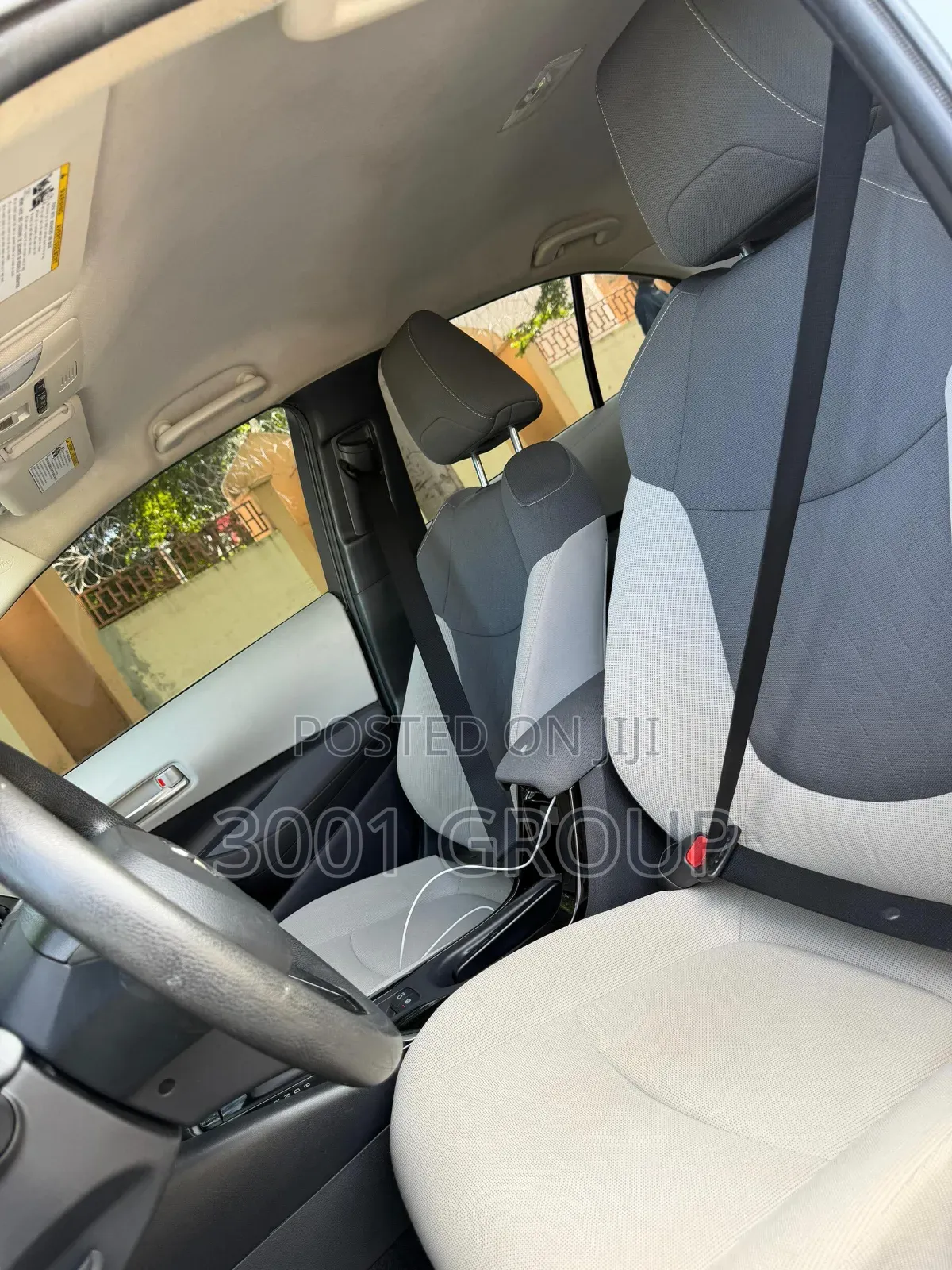 Toyota Corolla 2019 White