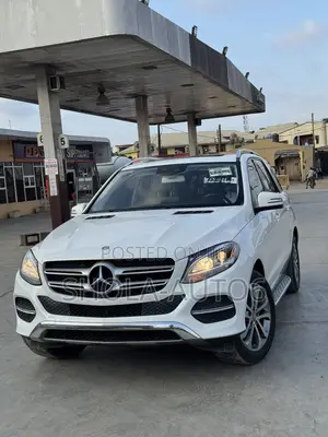 Mercedes-Benz GLE-Class GLE 350d 4MATIC 2017 White