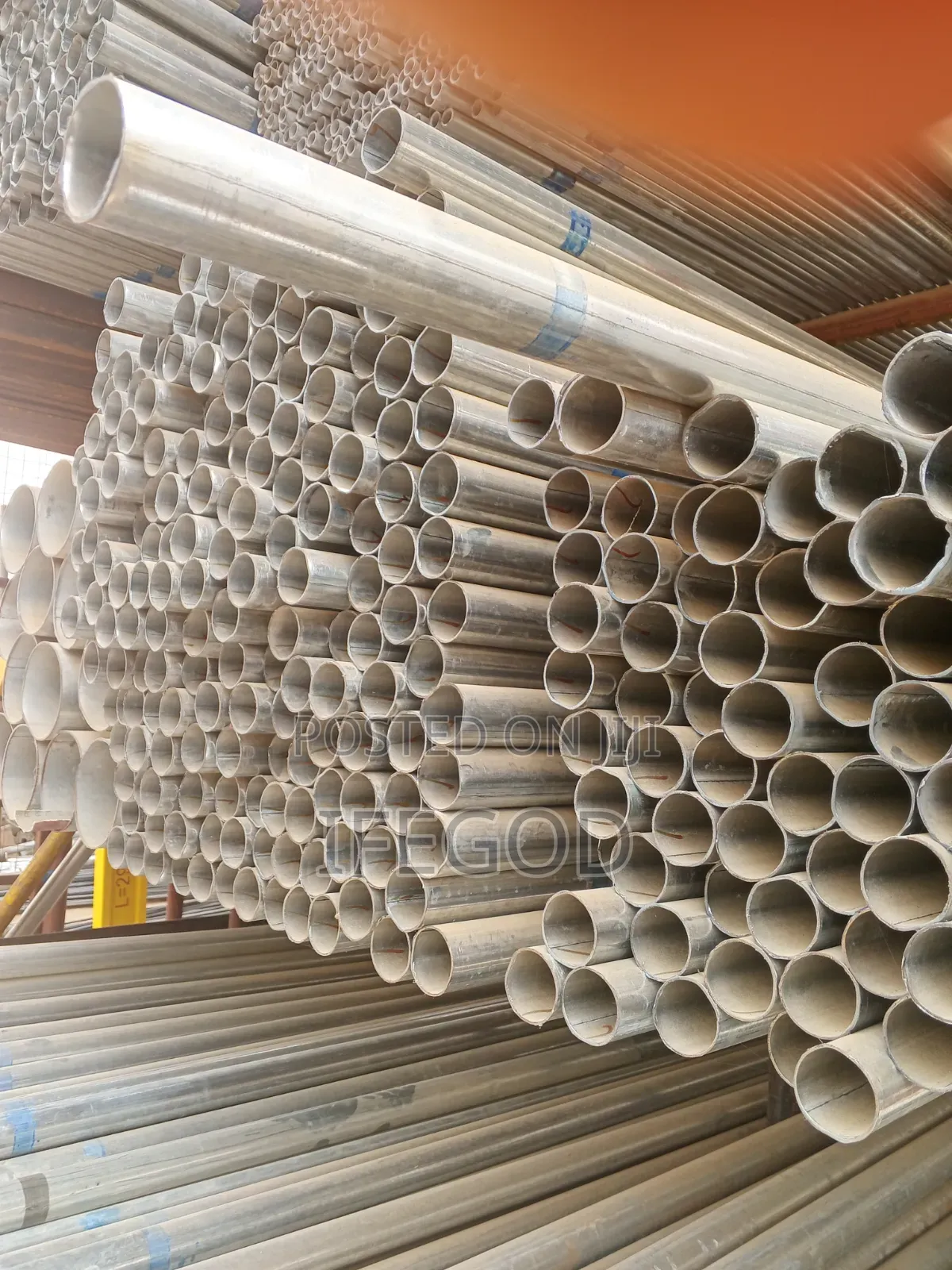 Scaffolding Pipes and Clips