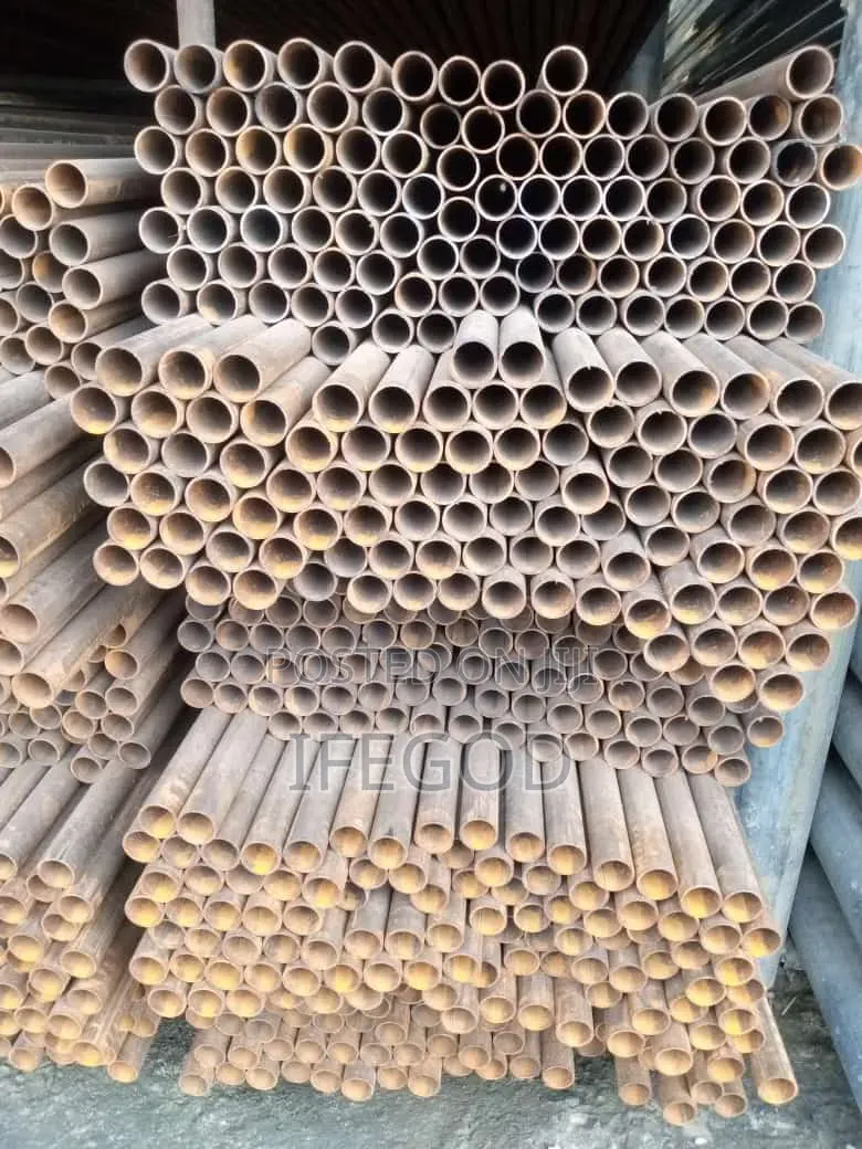 Scaffolding Pipes and Clips