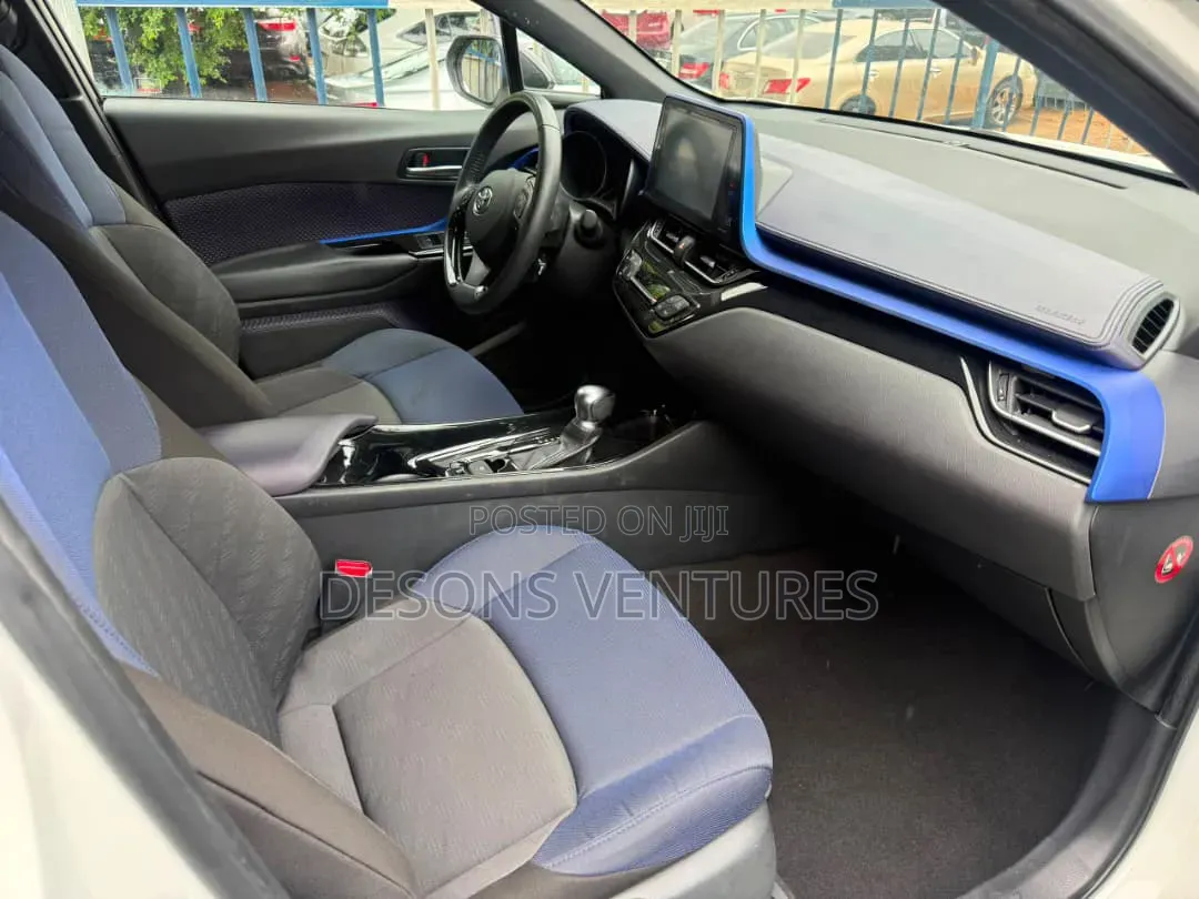 Toyota C-HR 2019 White