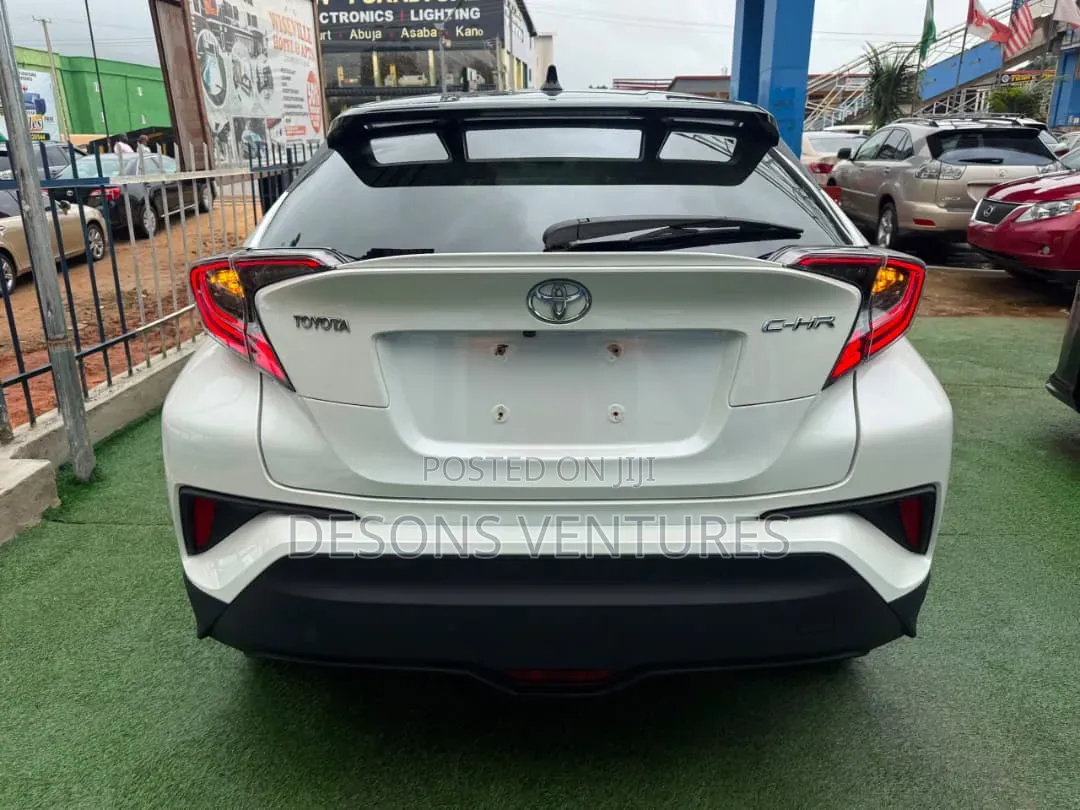 Toyota C-HR 2019 White