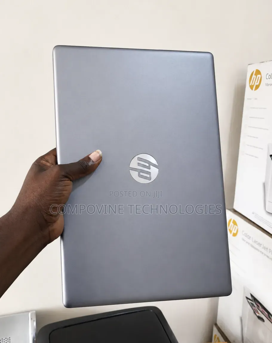 New Laptop HP 15 8GB Intel Core i3 SSD 512GB