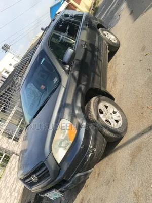 Honda Pilot 2004 Gray