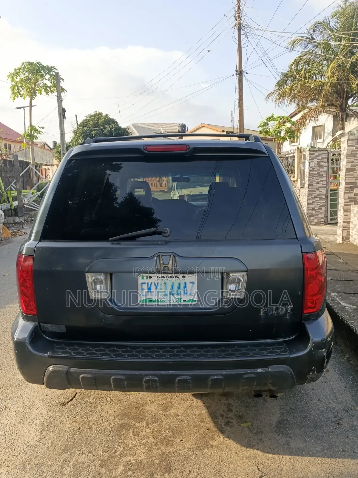 Honda Pilot 2004 Gray