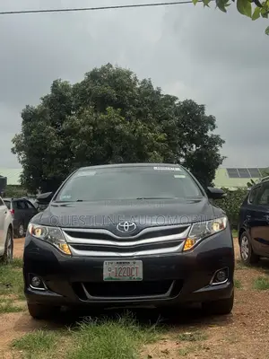 Toyota Venza XLE 4dr Wagon (3.5L 6cyl 6A) 2015 Black
