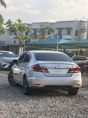 Honda Civic EX 4dr Sedan (1.8L 4cyl CVT) 2015 Silver