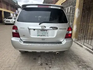 Toyota Highlander V6 AWD 2004 Silver