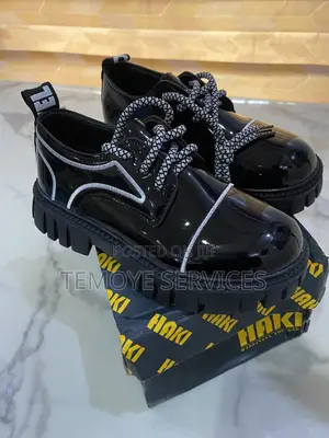 Unisex School Shoes Available in Sizes 31,32,33,34,36