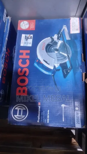Bosch GKS 235 Tubor Electric Circle Saw 9"