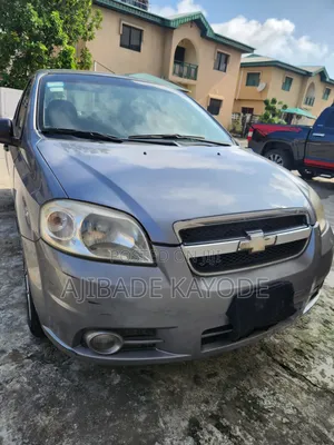 Chevrolet Aveo 2010 Silver
