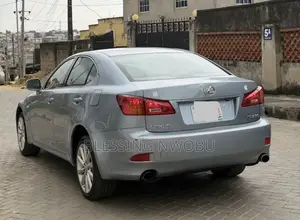 Lexus IS 250 2008 Blue
