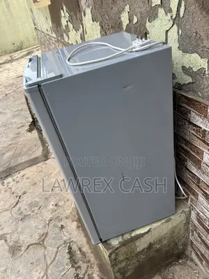 Few Used LG Fridge
