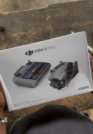 DJI MINI 5pro Combo 52mins Battery (3x) (Not Negotiable)