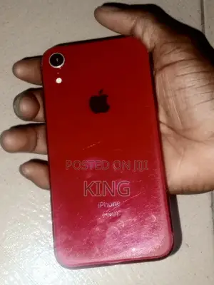 Apple iPhone XR 64 GB Red