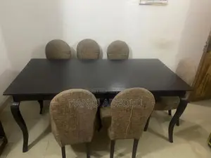 Dinning Table