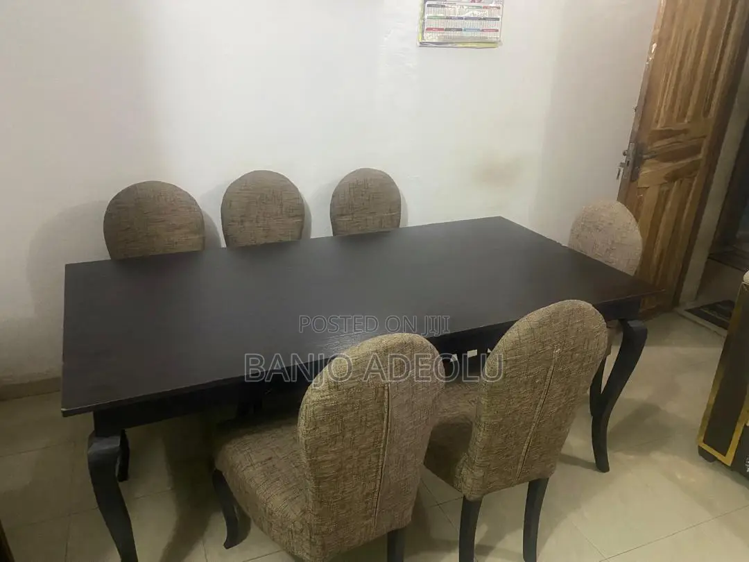 Dinning Table