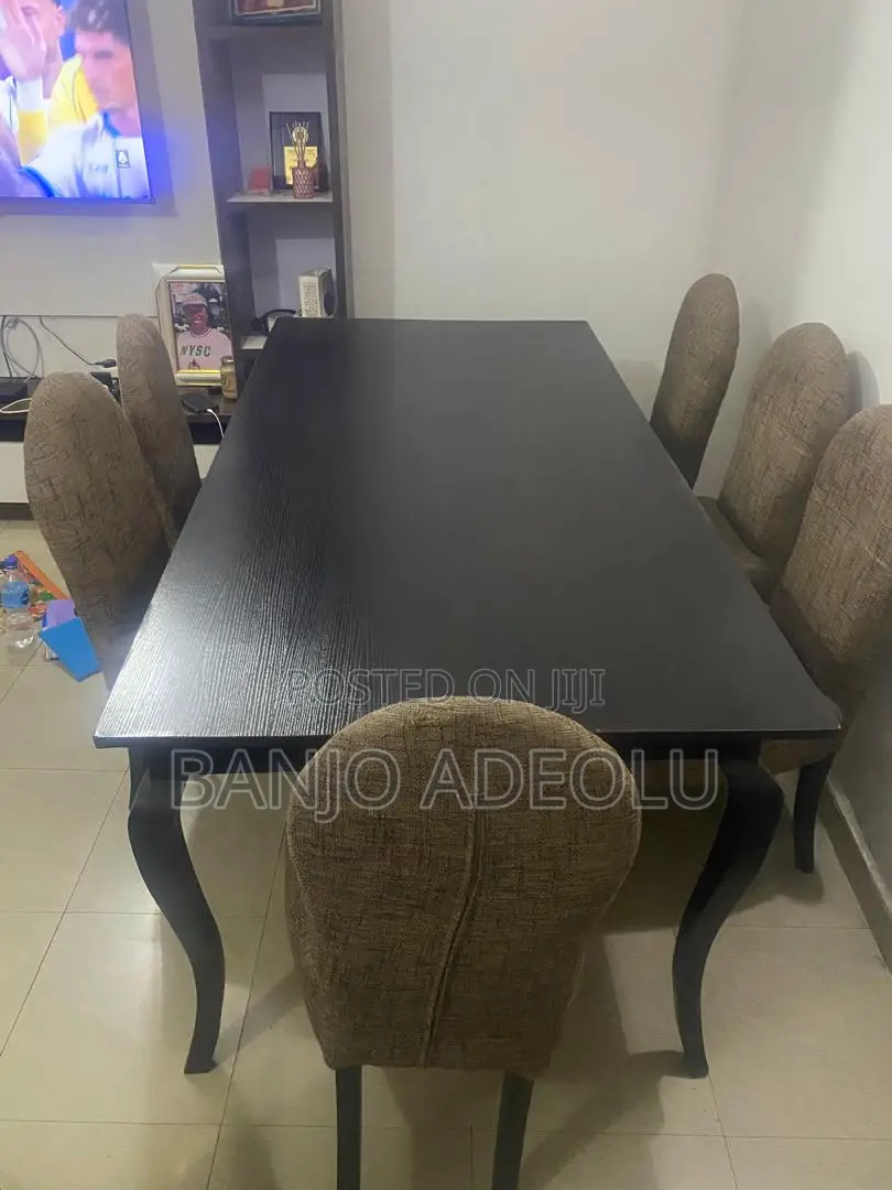 Dinning Table