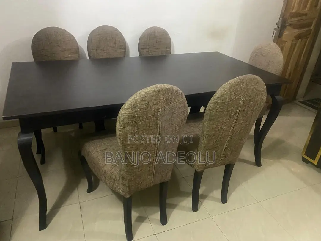 Dinning Table