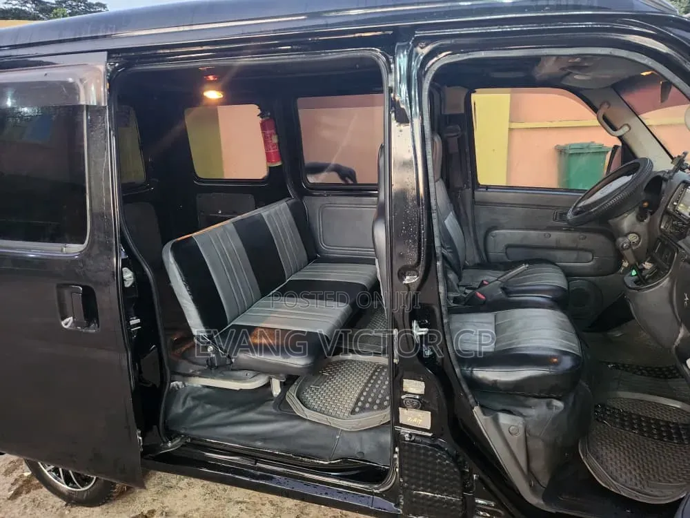 Daihatsu Hijet 2002 Black